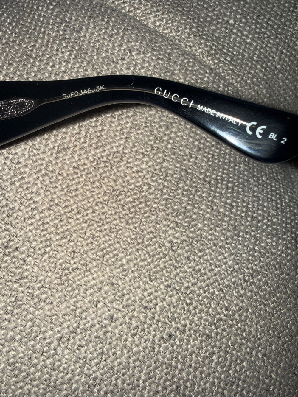 Authentic Gucci sunglasses - Picture 5 of 6